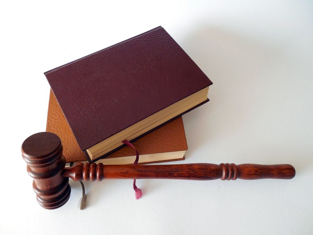 Gratis advokathjælp - En dybdegående guide til juridisk bistand uden omkostninger